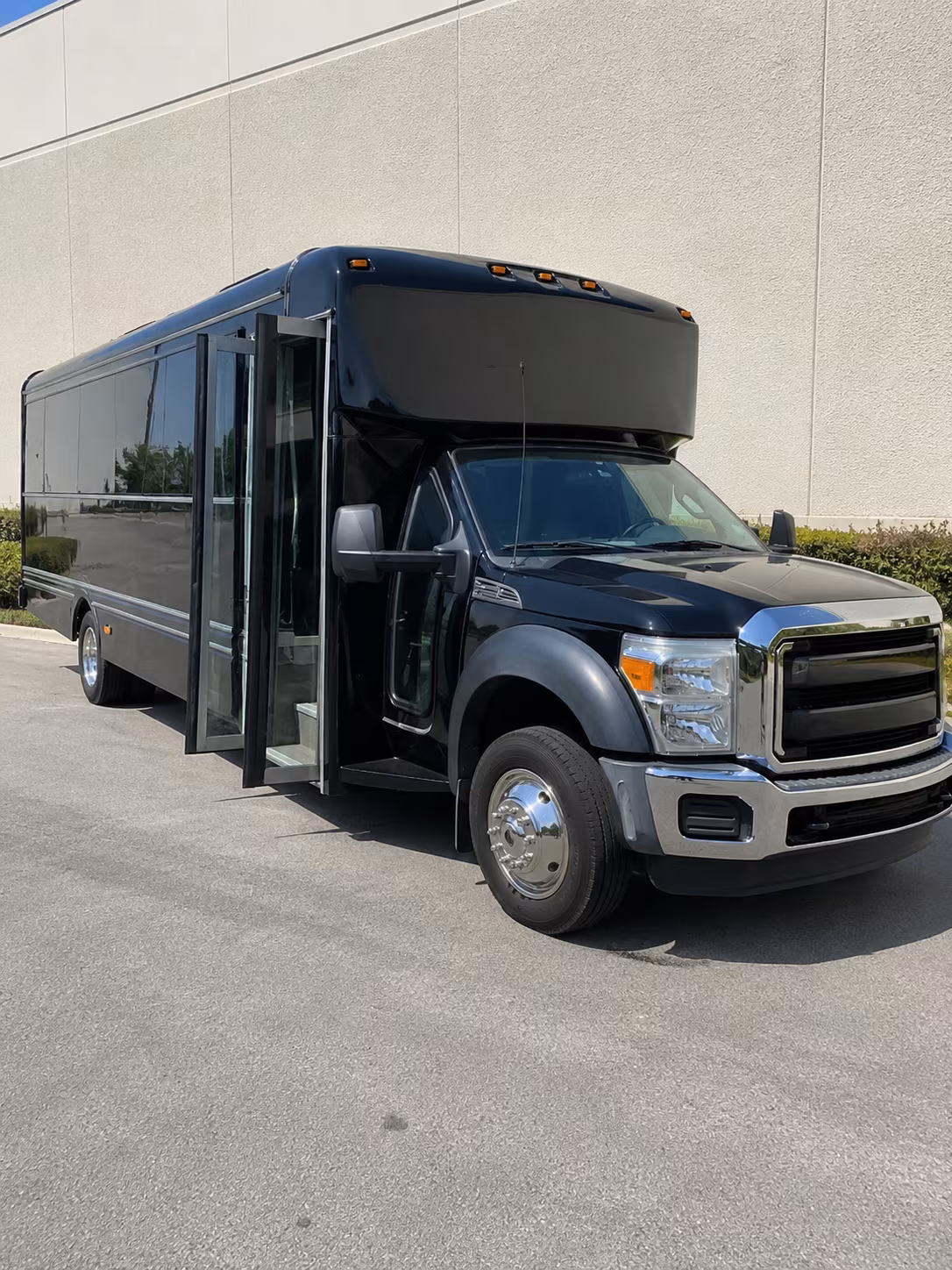 Galveston Homecoming & Prom Party Bus Rentals