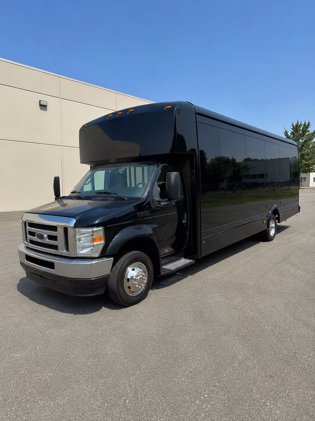 Pasadena Party Bus Rental